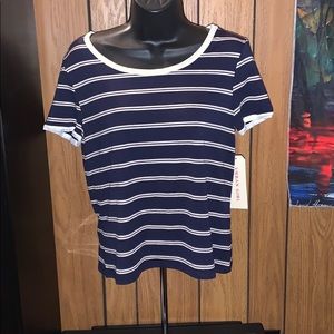 🌎donated🤍3/16🤍Navy and white striped shirt